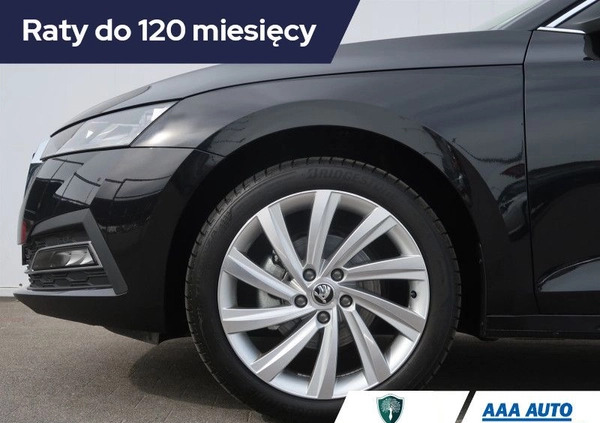 Skoda Octavia cena 125001 przebieg: 21885, rok produkcji 2023 z Sompolno małe 326